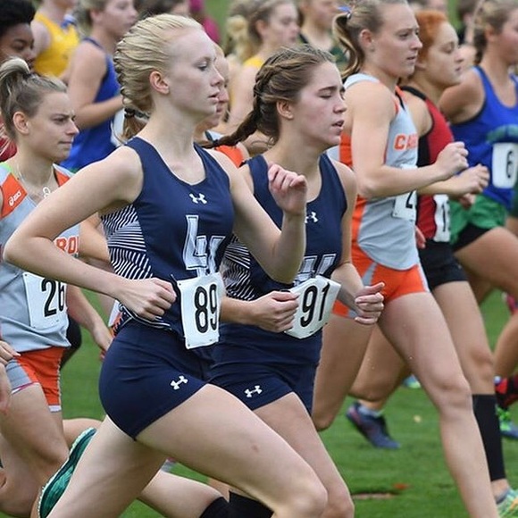 Meet your Posher, Leah - Picture 1 of 1